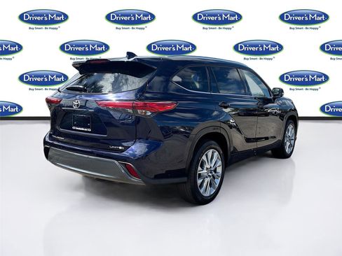Used 2020 Toyota Highlander Limited image 7
