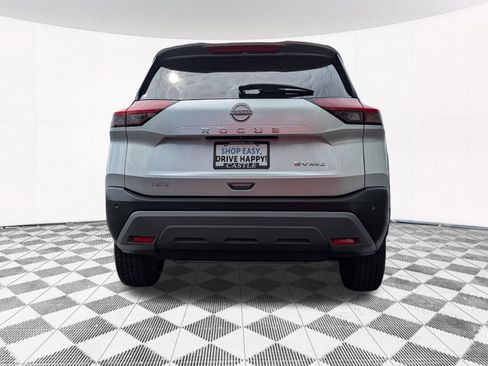 Used 2023 Nissan Rogue SV AWD/4WD image 11