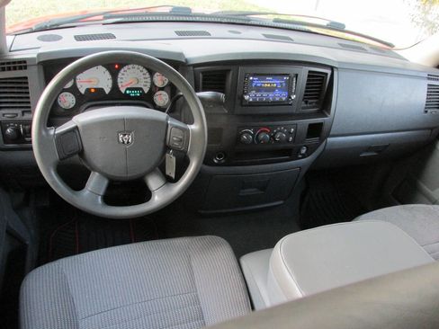 Used 2008 Dodge Ram 1500 Truck ST image 15