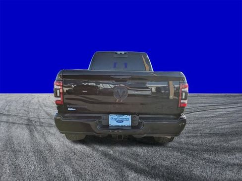 Used 2022 RAM 2500 Laramie w/ Night Edition image 5