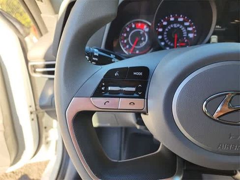 Used 2022 Hyundai Elantra SEL w/ Cargo Package image 21