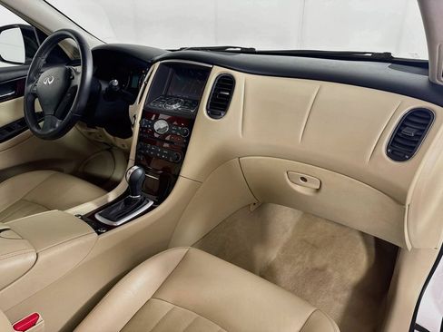 Used 2017 INFINITI QX50 2WD w/ Premium Plus Package image 36