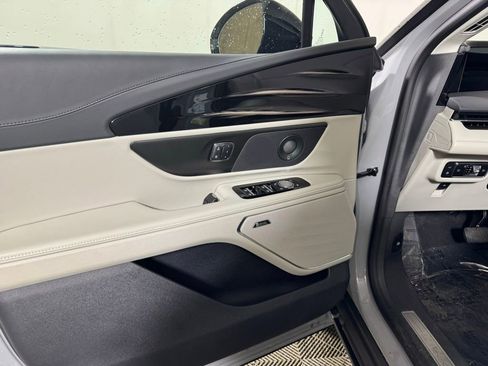 New 2026 Lincoln Nautilus Premier w/ Equipment Group 102A image 13