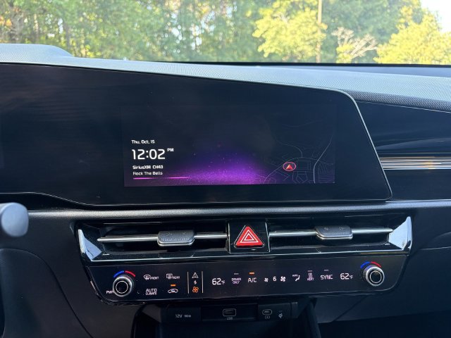 Certified 2023 Kia Niro Wave FWD image 22