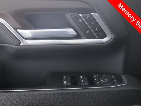 Used 2026 GMC Sierra 3500 Denali AWD/4WD image 19
