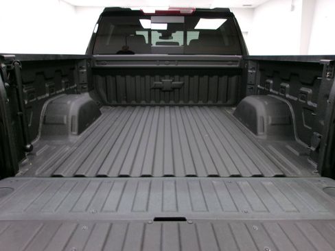 Used 2024 Chevrolet Silverado 1500 RST w/ Convenience Package II AWD/4WD image 10
