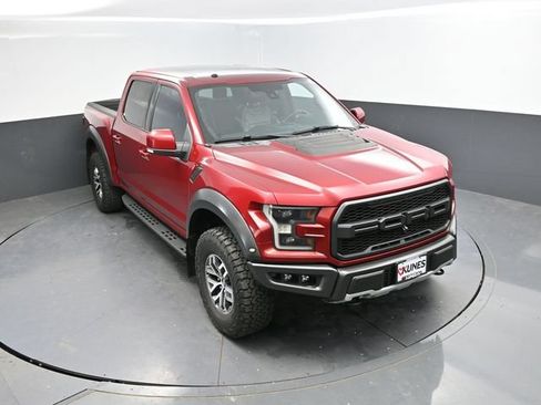 Used 2017 Ford F150 Raptor w/ Equipment Group 802A Luxury AWD/4WD image 41