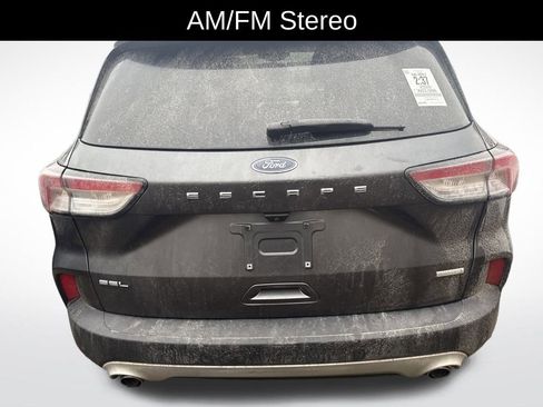 Used 2020 Ford Escape SEL image 3