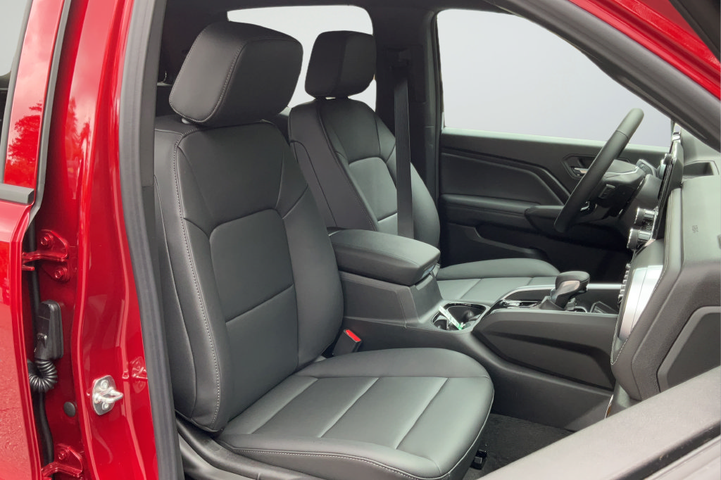 New 2026 Chevrolet Colorado LT w/ LT Convenience Package RWD image 18