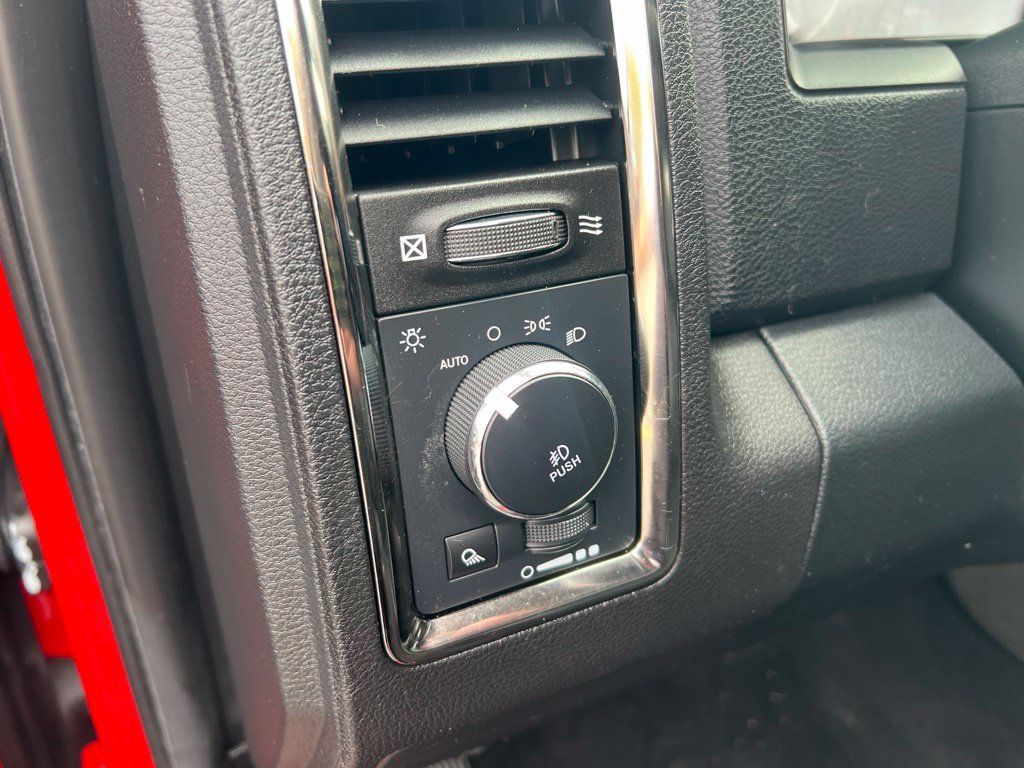 Used 2018 RAM 1500 Sport w/ Convenience Group AWD/4WD image 42