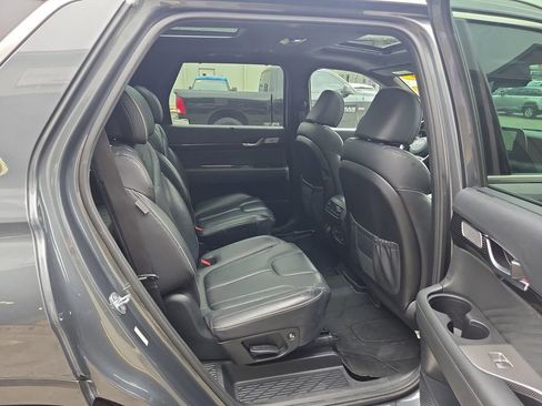 Used 2024 Hyundai Palisade Calligraphy image 26