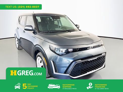 Used 2023 Kia Soul LX FWD image 1