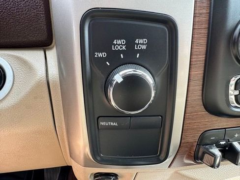Used 2016 RAM 2500 Laramie AWD/4WD image 23