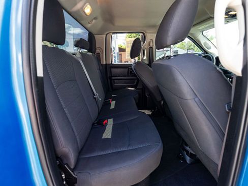 Used 2019 RAM 1500 Express w/ Express Value Package AWD/4WD image 27