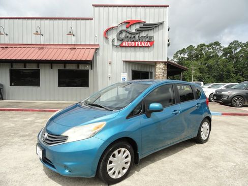 Used 2014 Nissan Versa Note SV w/ Interior Illumination Package FWD image 1