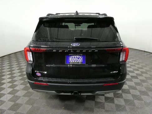 New 2025 Ford Explorer Active w/ Active Comfort Package image 23