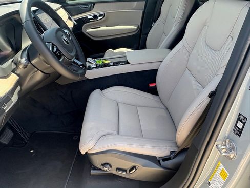 New 2026 Volvo XC90 B6 Ultra w/ Protection Package Premier image 17