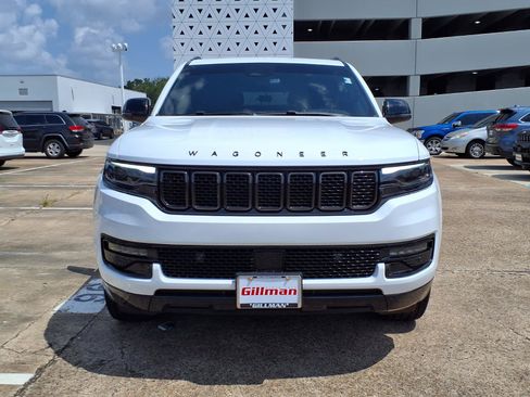 Used 2024 Jeep Wagoneer Series II AWD/4WD image 24