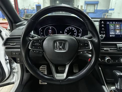 Used 2022 Honda Accord Sport image 18