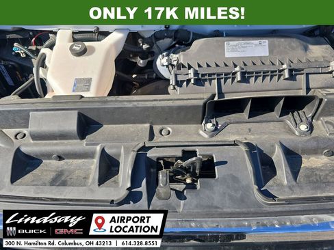 Used 2024 GMC Savana 2500 w/ Driver Convenience Package image 25