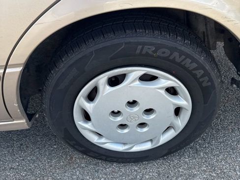 Used 1999 Toyota Camry LE image 9