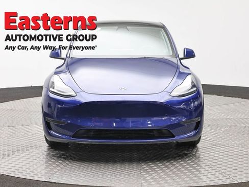 Used 2021 Tesla Model Y Long Range AWD/4WD image 2