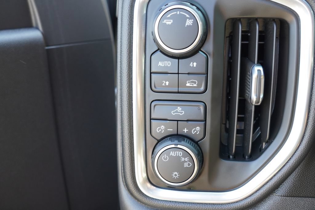Certified 2019 Chevrolet Silverado 1500 LT w/ All-Star Edition AWD/4WD image 24