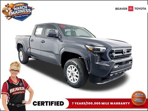 Used 2025 Toyota Tacoma SR5 image 1