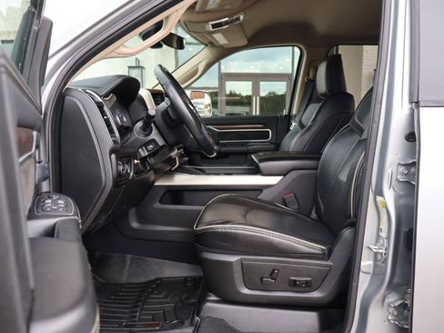 Used 2022 RAM 2500 Laramie AWD/4WD image 10