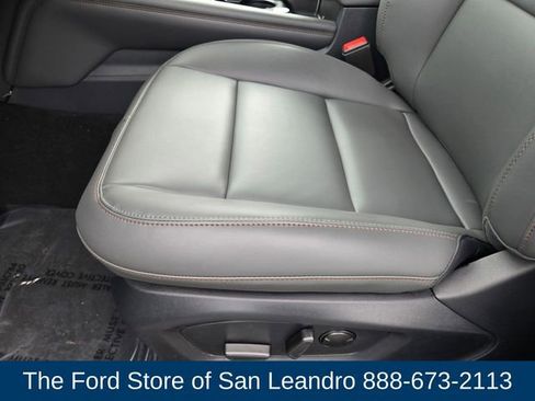 New 2026 Ford Explorer Active image 13