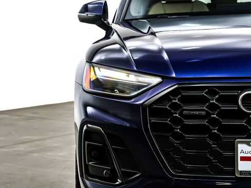 Used 2025 Audi Q5 2.0T Premium w/ Convenience Plus Package image 15