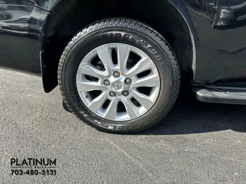 Used 2020 Toyota Sequoia Platinum image 24