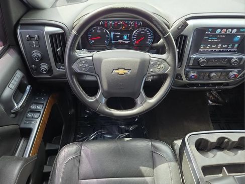 Used 2017 Chevrolet Silverado 1500 LTZ AWD/4WD image 11