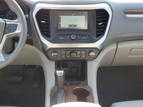 Used 2019 GMC Acadia SLE AWD/4WD image 15