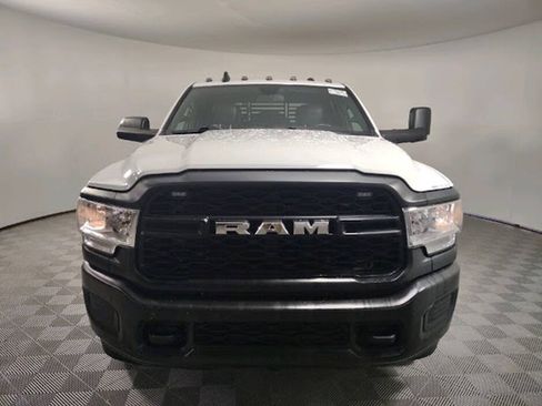 Used 2022 RAM 3500 Tradesman w/ Max Tow Package AWD/4WD image 9