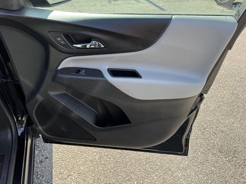 Used 2019 Chevrolet Equinox LT image 43