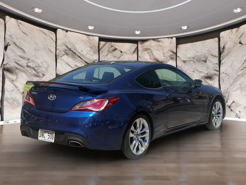 Used 2015 Hyundai Genesis 3.8 RWD image 8