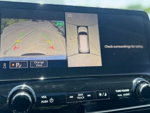 Used 2023 INFINITI QX80 Premium Select w/ All-Season Package AWD/4WD image 17