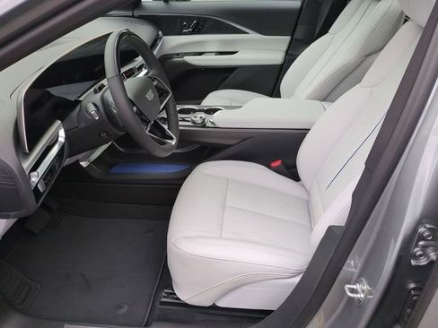 New 2026 Cadillac Lyriq Luxury image 20