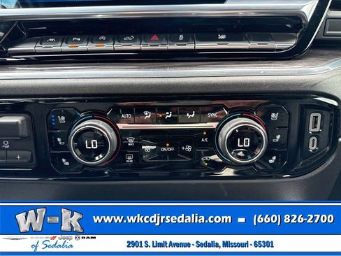 Used 2023 Chevrolet Silverado 1500 LTZ AWD/4WD image 37