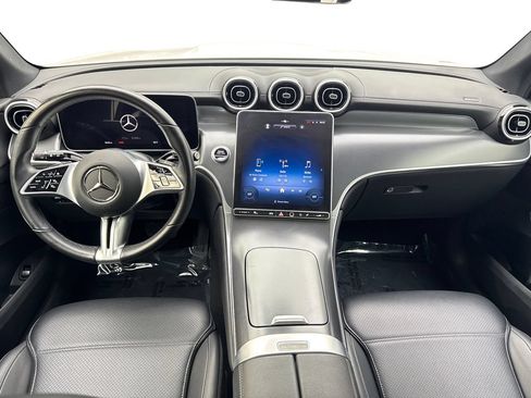 Used 2024 Mercedes-Benz GLC 300 image 47