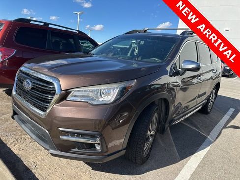 Used 2019 Subaru Ascent Touring image 2