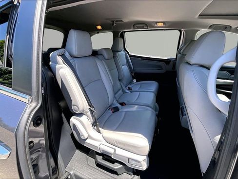 Used 2024 Honda Odyssey EX-L image 19