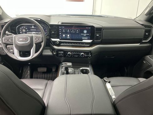 Certified 2026 GMC Sierra 1500 Elevation w/ Elevation Premium Package AWD/4WD image 4