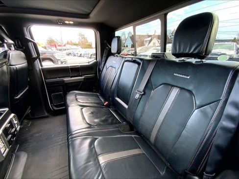 Used 2020 Ford F150 Platinum w/ Equipment Group 701A Luxury image 21