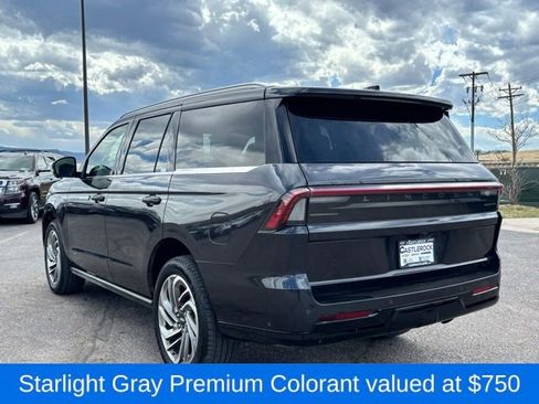 Used 2025 Lincoln Navigator Reserve image 3