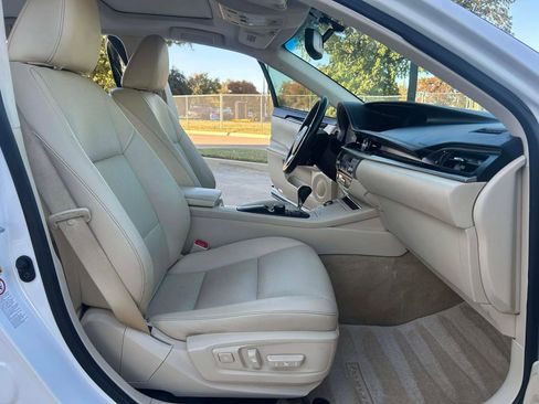 Used 2015 Lexus ES 350 image 22