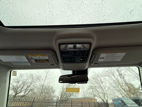 Used 2023 Toyota 4Runner Limited image 39