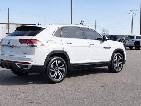 Used 2020 Volkswagen Atlas Cross Sport SEL Premium image 6