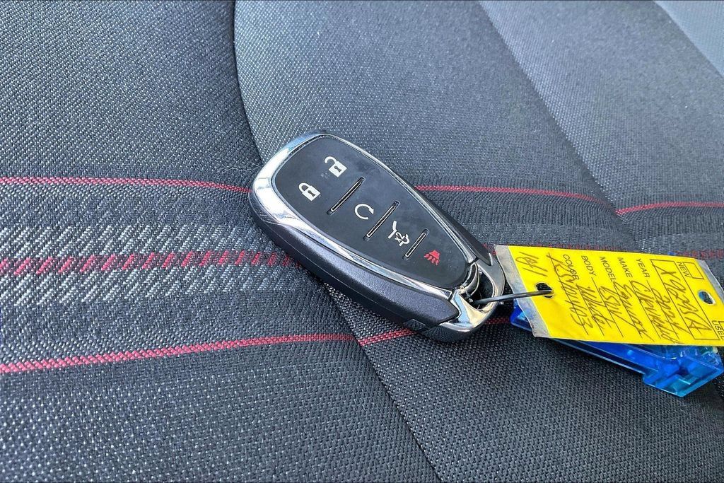 Used 2024 Chevrolet Equinox RS FWD image 37